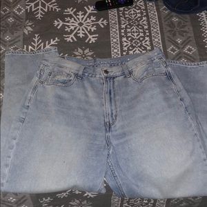 American eagle mom jeans size 12 short.